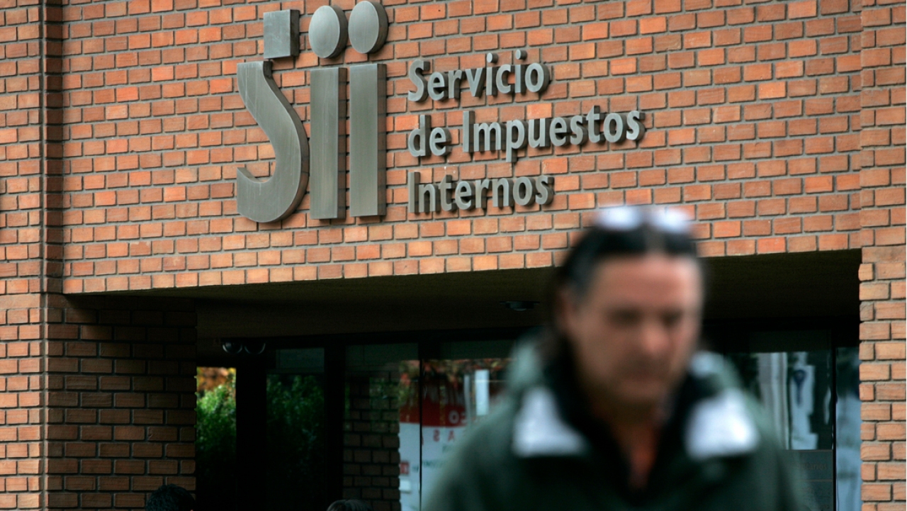La larga lista de áreas grises del SII: Los flancos ocultos que tensionan la relación con los contribuyentes