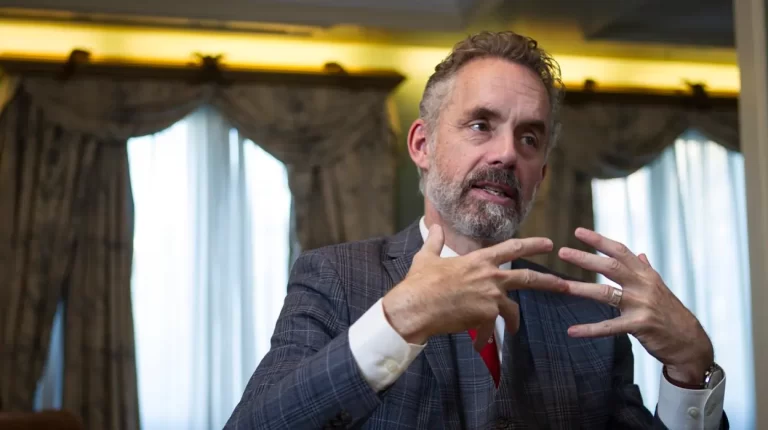 Jordan B. Peterson se prepara para lanzar su nuevo libro