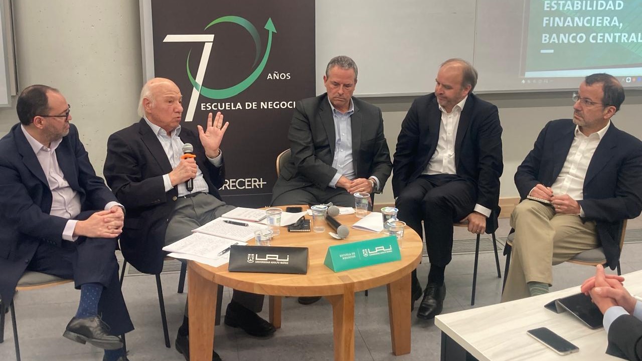 Vittorio Corbo: “Es tiempo de integrar la superintendencia de Pensiones a la Comisión para el Mercado Financiero”