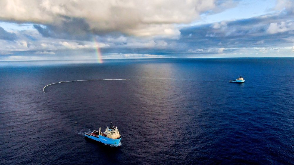 El revolucionario sistema para limpiar en 5 años un basural de 1,6 millones de kilómetros en el mar