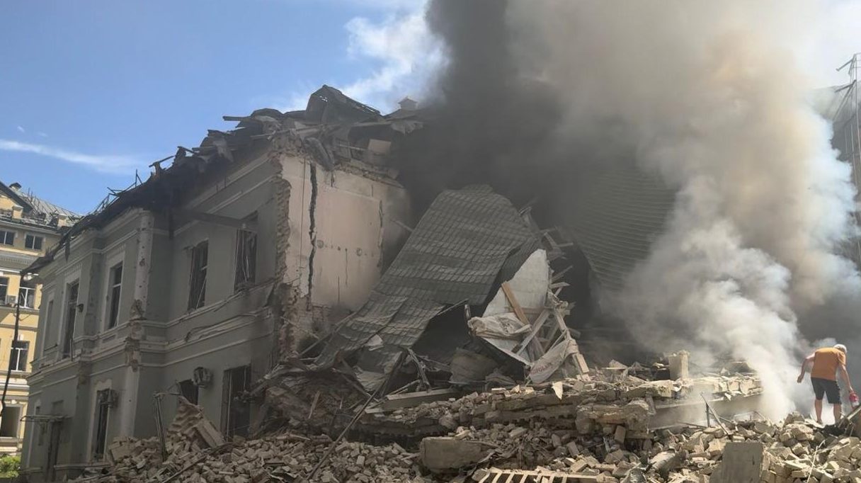 Ucrania: el activo polvorín de Europa y sus casi 1.000 días de guerra. Por Paz Zárate, desde Kiev