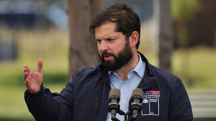 La declaración del Presidente Boric a fiscalía por Monsalve: Su versión de cómo se enteró de la denuncia y de su diálogo con el ex subsecretario