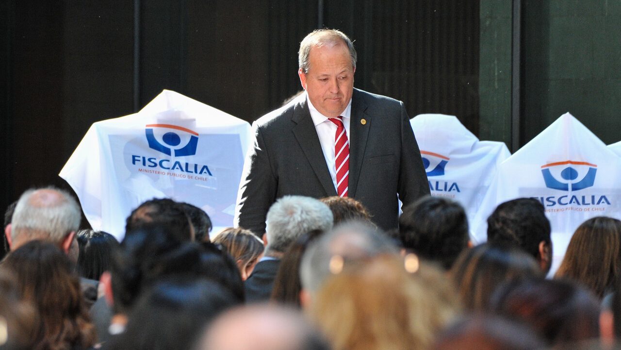Exministro Chadwick y Fiscal Valencia versus Hermosilla: el nuevo round del Caso Audios
