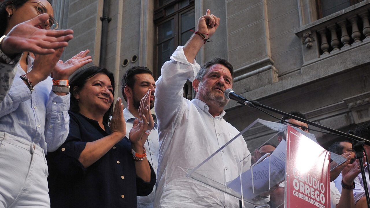 Trasfondo: Lo que implica la amplia victoria de Claudio Orrego en la RM