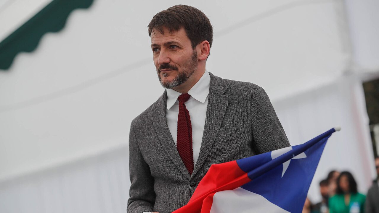 Pardow bajo fuego cruzado: Qué se advirtió sobre inconsistencias en cálculos para el subsidio eléctrico