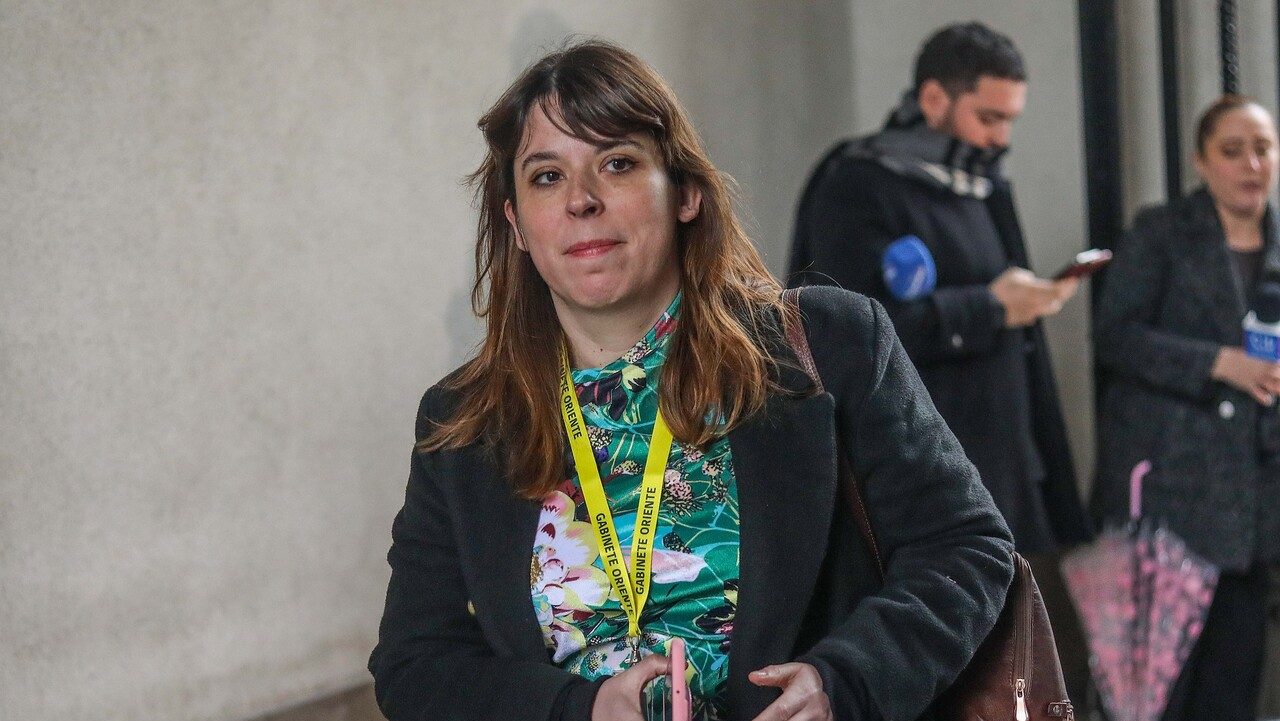Presidenta del Frente Amplio defiende frase calificada de antisemita por la Cámara de EE.UU. (y el fallo alemán que la contradice)