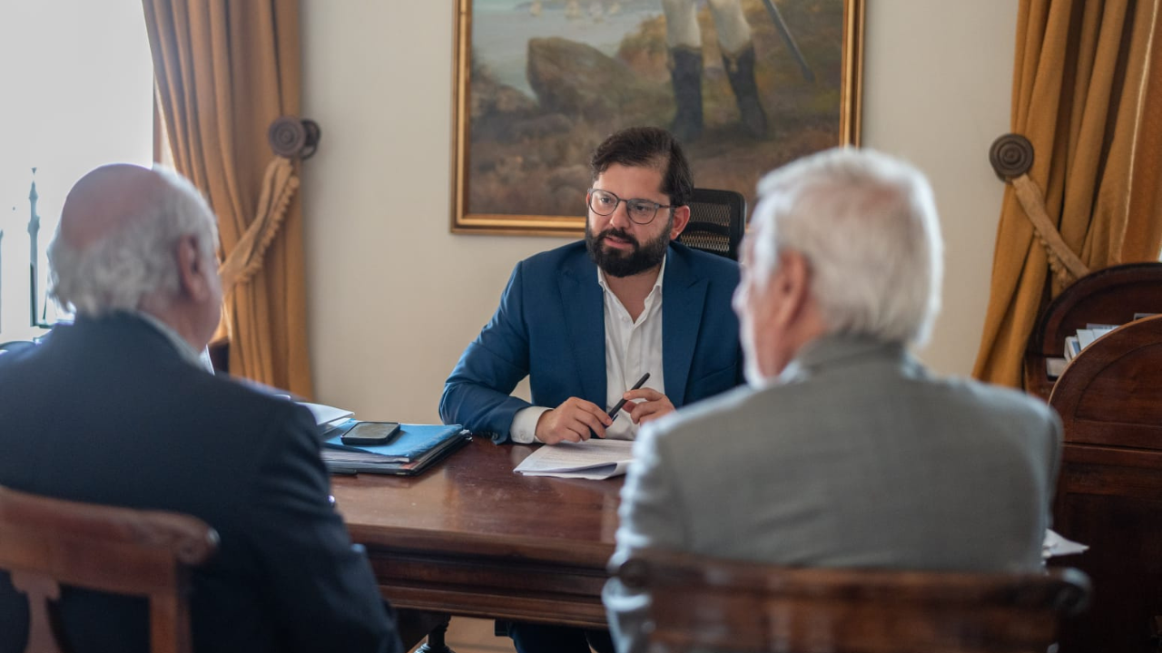 El virtual congelamiento de los contactos entre el gobierno de Boric y la administración Milei