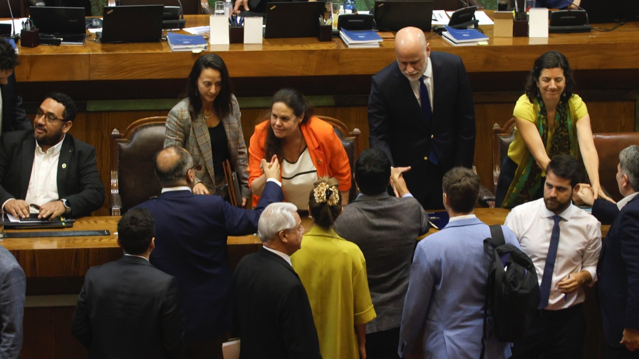 Maya Fernández se salva: La cadena de errores de la oposición y sus 6 derrotas consecutivas en la Cámara