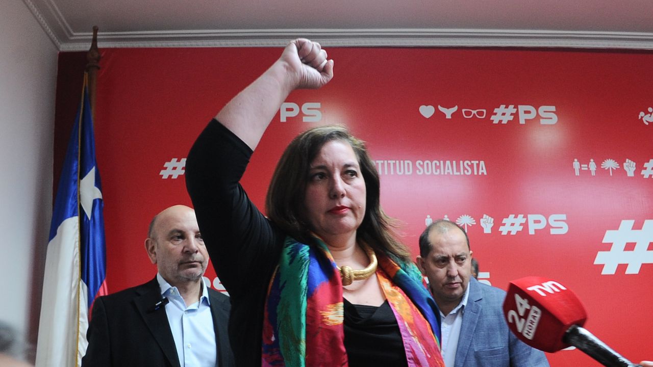 La catarsis en el PS luego de la destitución de Isabel Allende y la amenaza de ruptura con el FA