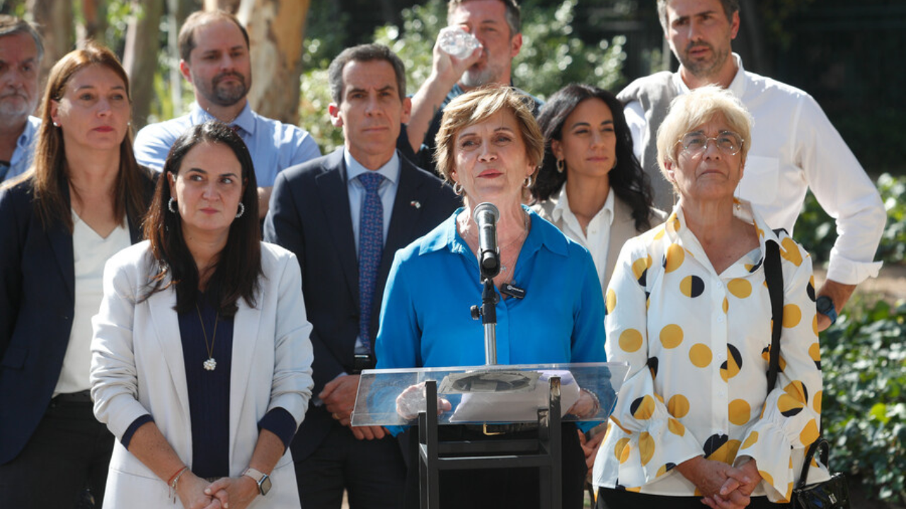 Agenda Criteria: Matthei sube de 25% a 28% y supera por 10 puntos a Kast, su más cercano rival (Lea aquí la encuesta)