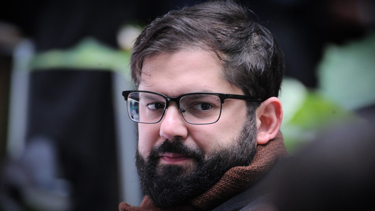 El ocaso de Boric y el Frente Amplio. Por Kenneth Bunker