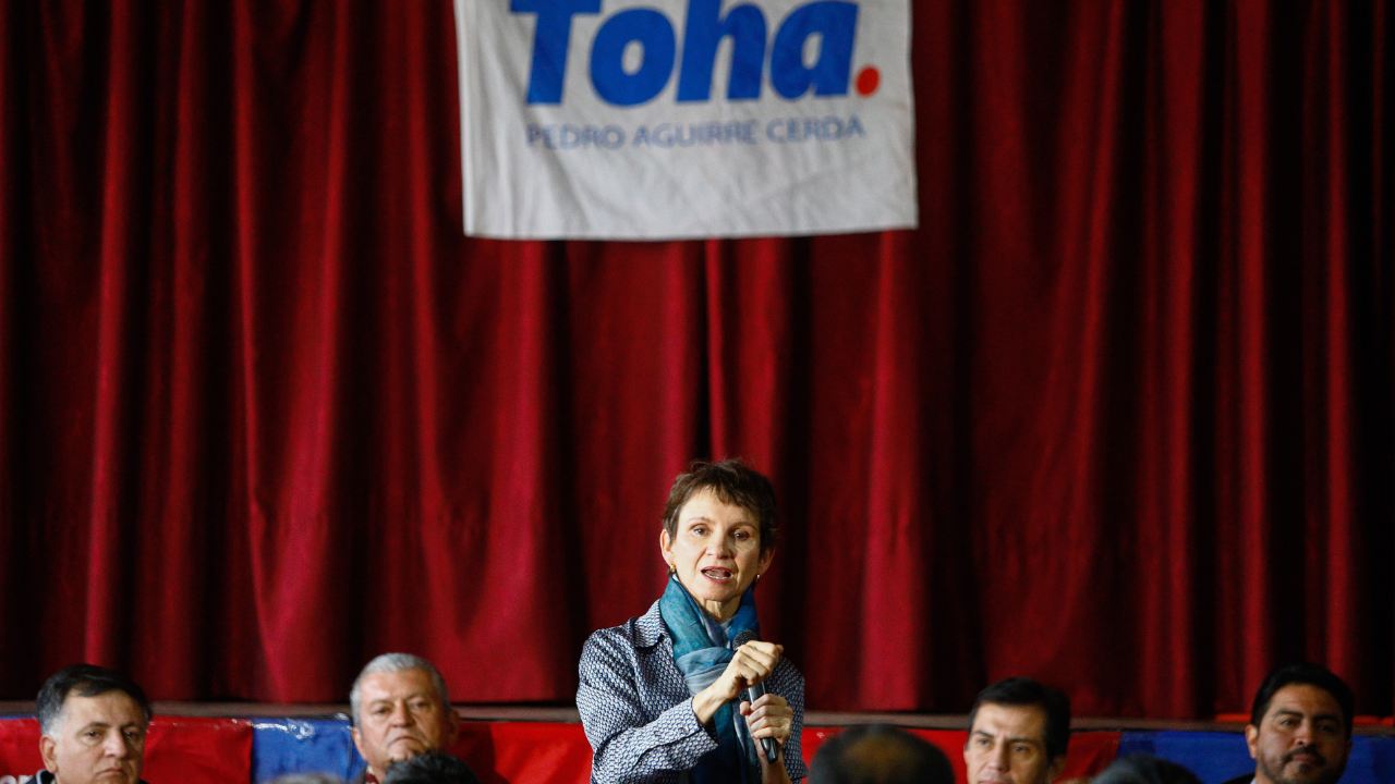 Cómo se gestó la carta del bacheletismo en favor de Tohá a 3 días de las primarias