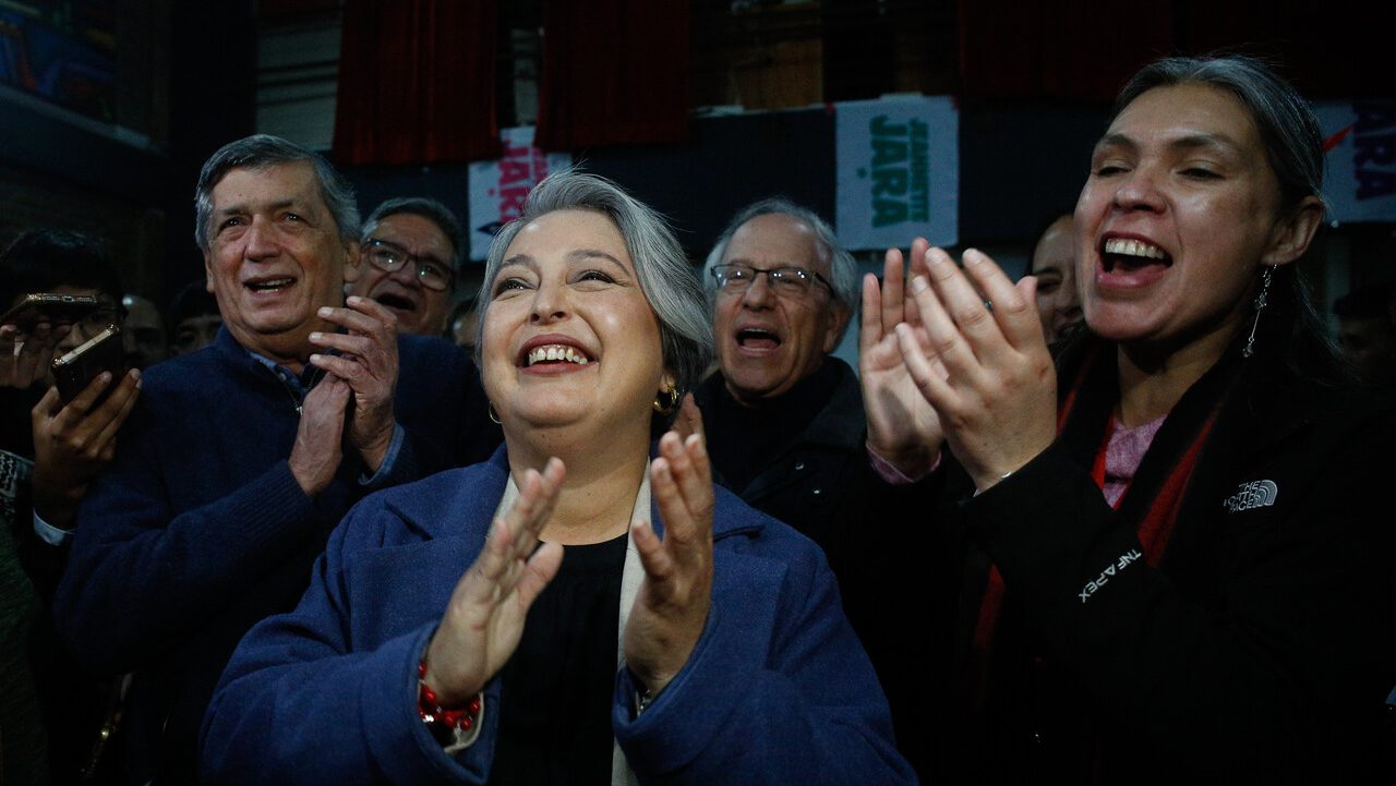 ¿Le conviene a Chile tener una presidenta comunista? Por Jorge Schaulsohn