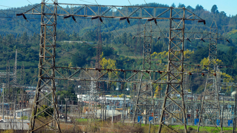 Torre-Alta-Tension-1-768x432.png