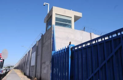 [Confidencial] Los “puntos ciegos” en Santiago 1 que revelaron las visitas al controvertido penal