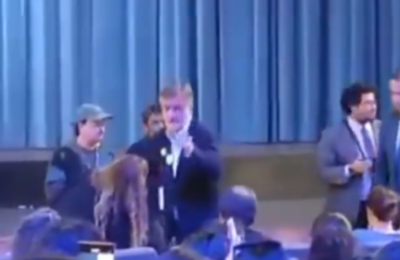 En primera persona: Cómo fue la funa al ministro Undurraga, su crítica a Amparo Noguera y los insultos de los actores