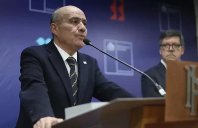 Aprobado en el papel, reprobado en la práctica
