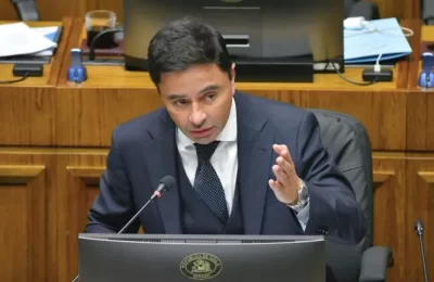 [Confidencial] La experiencia personal del senador Carter detrás de la indicación del crédito para enfermedades catastróficas