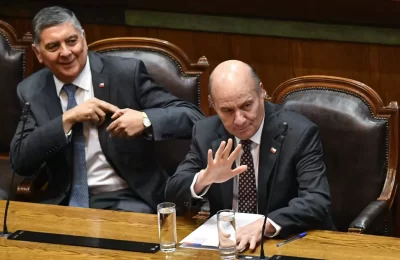 Megarreforma: Quiroz y Alvarado logran fuerte triunfo y sólo la compensación por contribuciones irá a comisión mixta