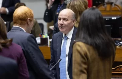 Quiroz y su gran logro: impulsar la primera rebaja de impuestos a las empresas en cuatro décadas